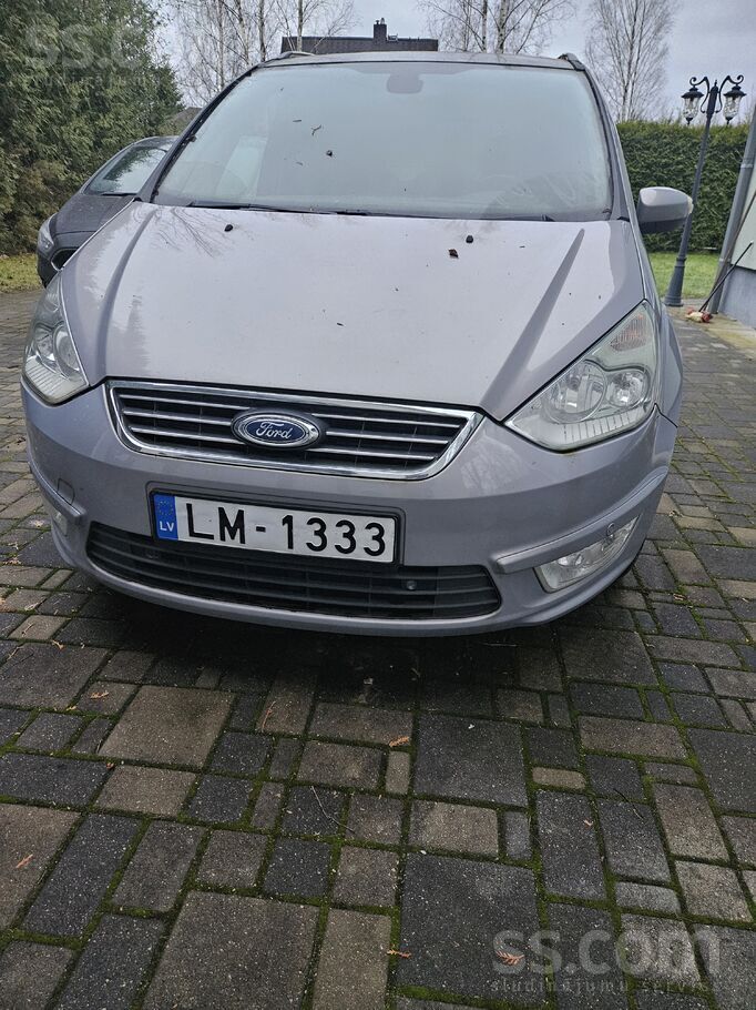 Ford Продам ford galaxy. 7 мест. Обогрев сидений и лобо