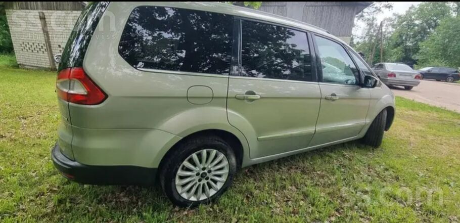 Pārdošanā mūsu 7 vietīgais ģimenes auto.
TA līdz Jūnijam.
gaišais ādas