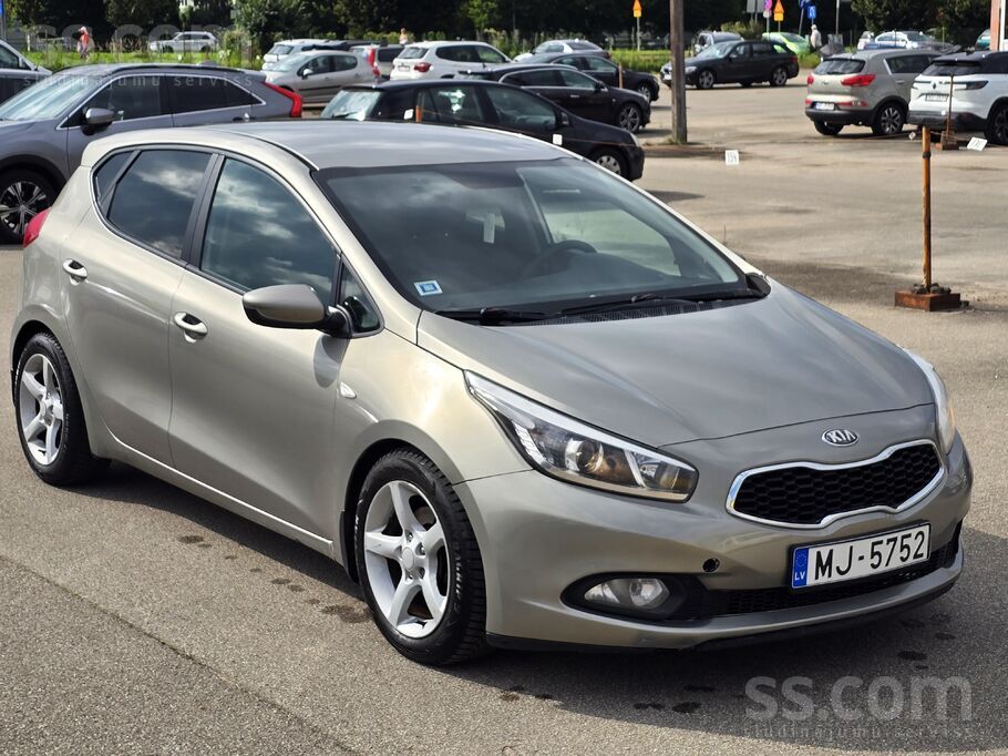 Kia Ceed 1.6d 2013g. Facelift modelis. Ekonomisks un pietiekami jaudīgs.
A