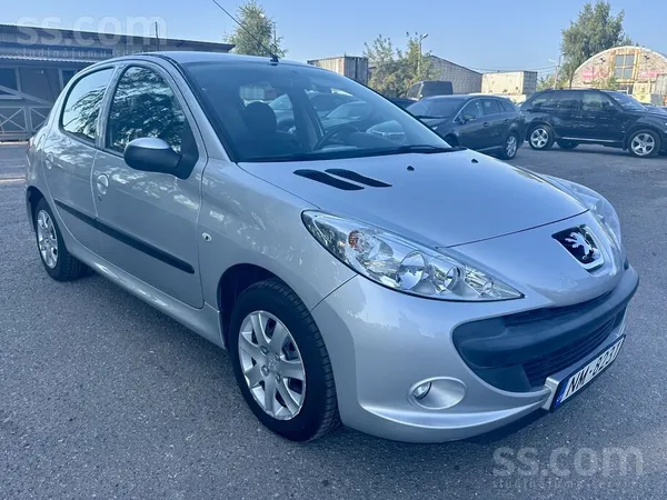 Peugot 206+ 1.1i 44 kW (60 Zs)
Возможен обмен. 
Latgales iela 467, Rīga, L