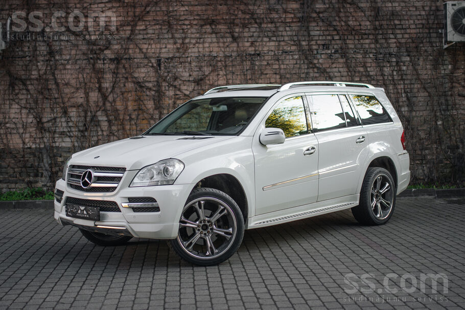 Pardod Mercedes GL 550, 2010.
Reģistrēts Latvijā, ievests no Japānas – stāv