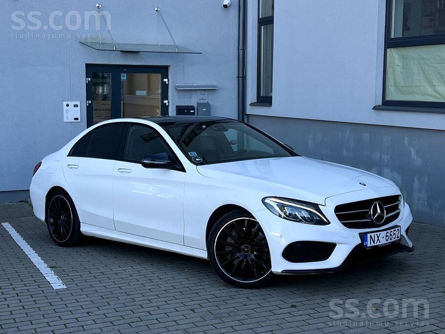 Mercedes Mercedes-Benz C400 Amg, kas rūpīgi un regulāri kop