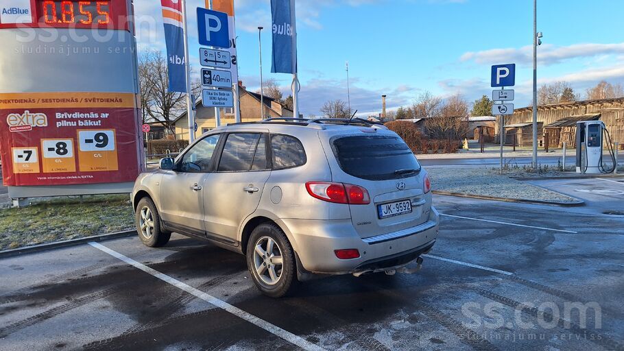 Hyundai Pārdodu Hyundai santa fe 2006.Tiek pardots sakarā 