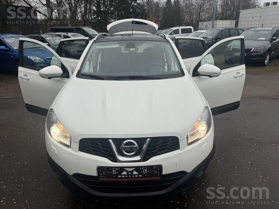 Nissan Ievests Nissan Qashqai, 4x4, Awd , 2, 0i 1997cm3 1