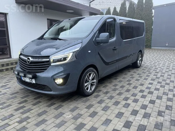 Opel Garais , bez vinjetes-Vivaro busiņs teicamā stāvok