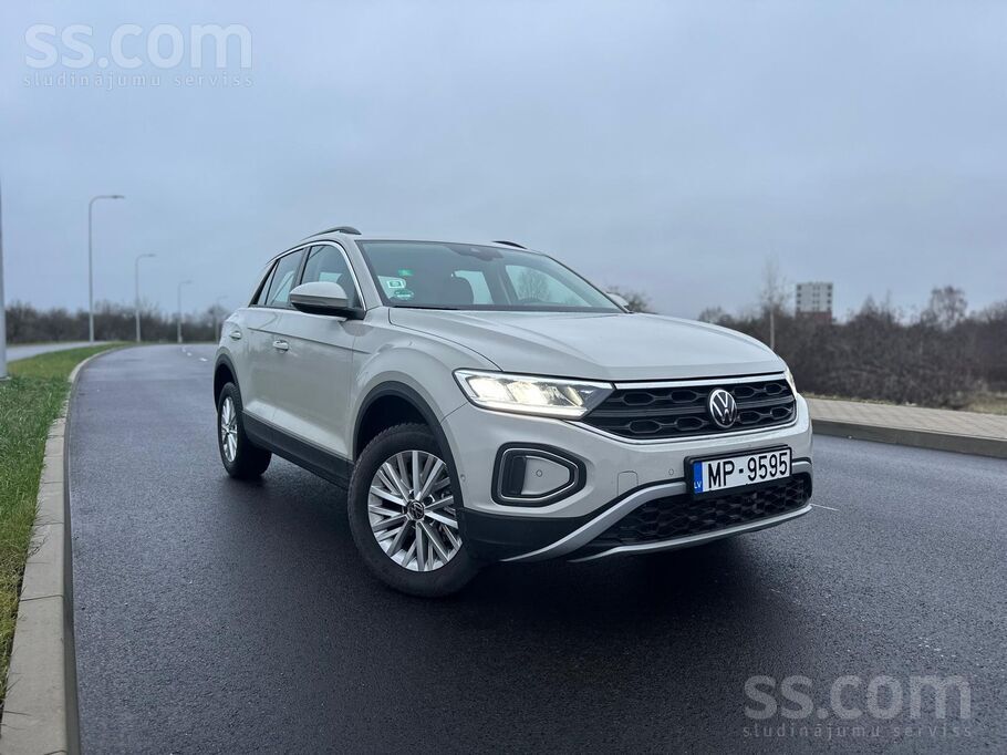 Volkswagen Volkswagen T-Roc 1.5tsi 110kw/150zs, Exporta cena 