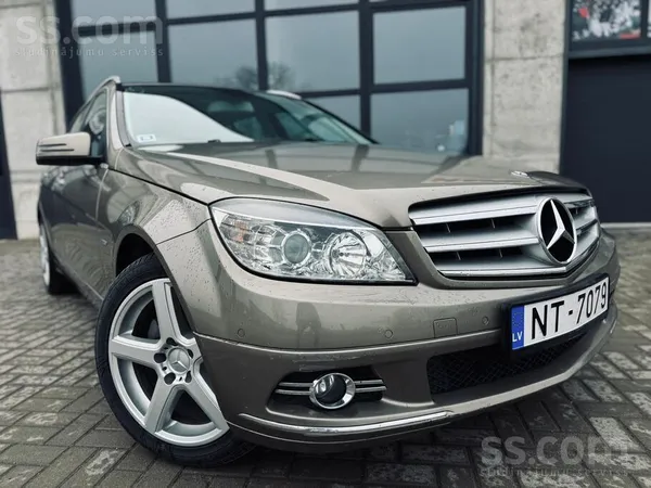 Mercedes No Beļģijas Mercedes Benz C200 -100kw/136zs labā t