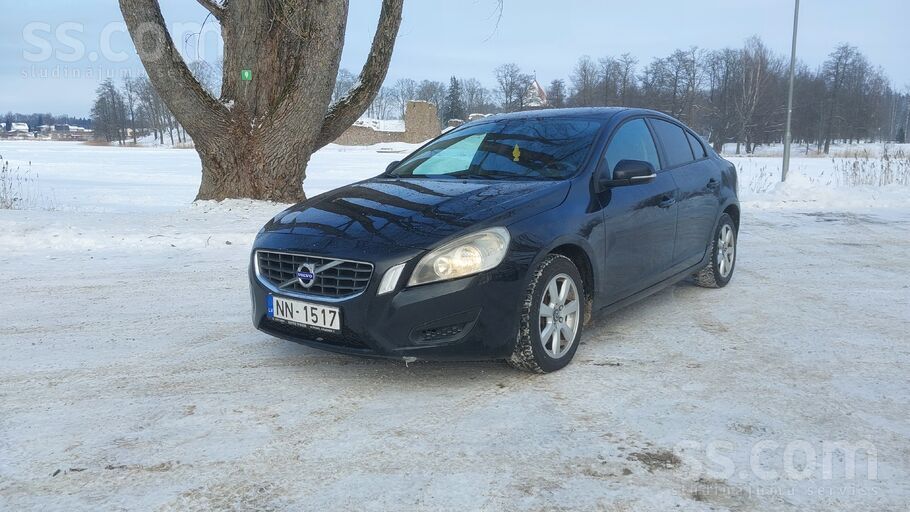 Pārdod Volvo S60.2010.Gada. 2.4D5 dizelis(151kw). Uzticamais D5 motors. Tehn