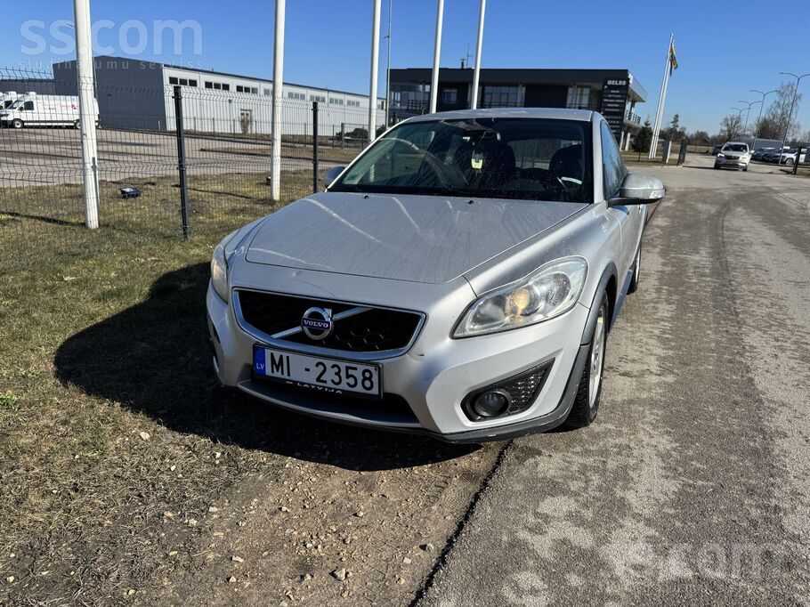 Volvo Продам автомобиль в полностью исправном состоянии