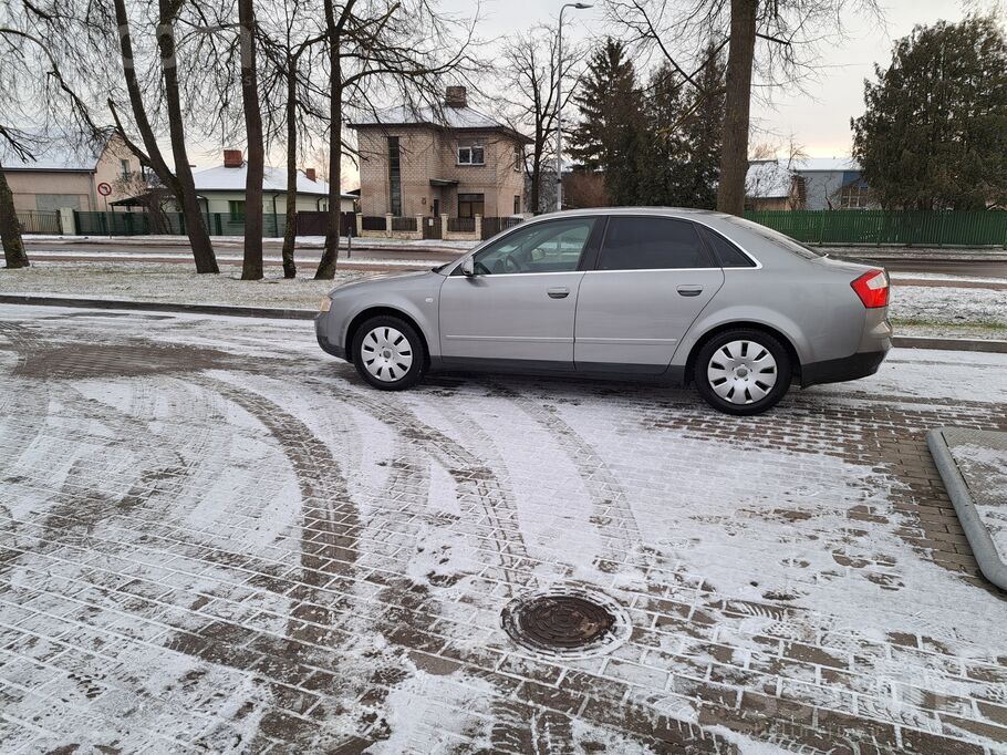 Audi Părdodu Audi A4 B6, 1.9tdi 96kw 130zs, ekanomisks 