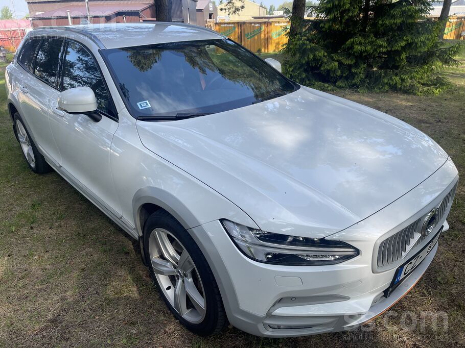 Volvo V90 Cross Country Ocean Race
motors: D5 (173kW) dīzelis;
izmešu kla