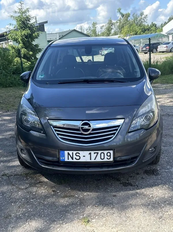 Opel Opel Meriva 1, 7 cdti 96 kw. Отличное состояние, п