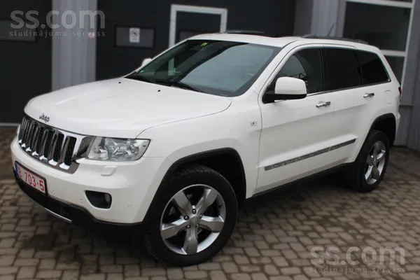 Jeep Grand Cherokee 5, 7 V8 174254, km. A/m tikko no Vacijas. 

- Melns ād