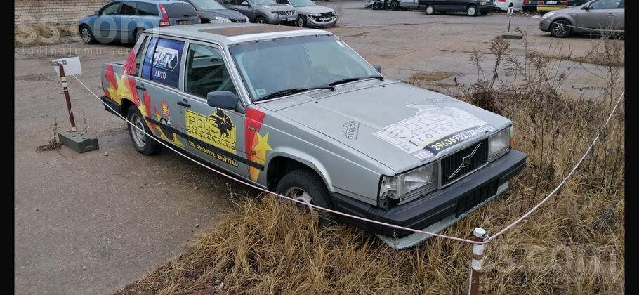 Volvo 740 2.3 t5 turbo ar BMW Kārbu
Nepabeigts projekts.
Sīkāk pa tel.