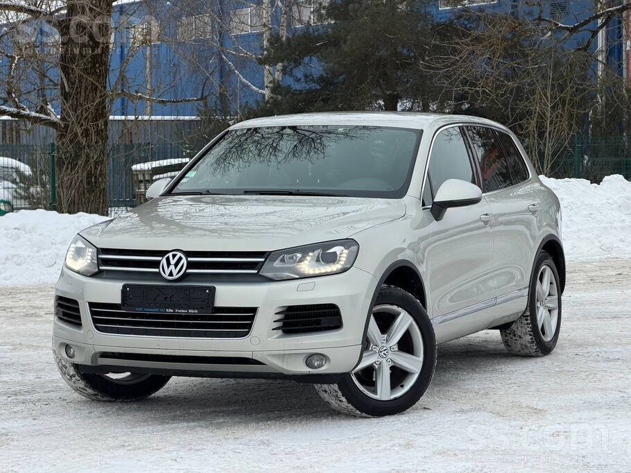 VW Touareg 3.0d Sport Paket Auto ļoti laba stavokli. Nav sists 100% Nav kras