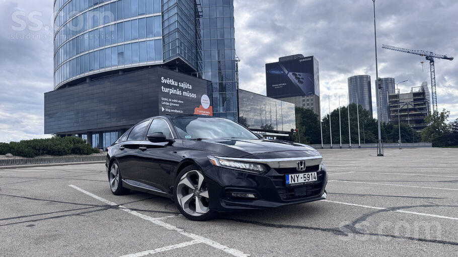 Pārdodu Honda Accord X Touring (1.5L turbo, 143 KW 192hp, videjais pateriņš