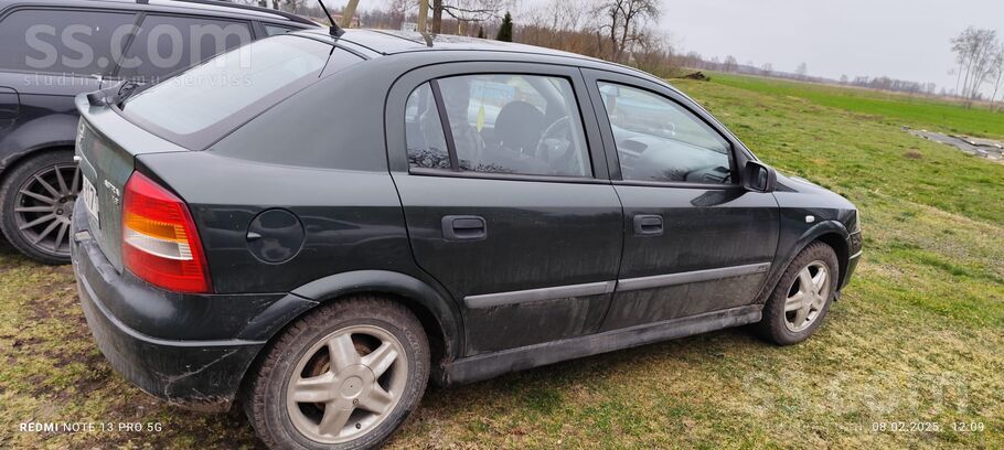Opel Pārdodu auto labā tehniskā stāvoklī. Latvijā vienī
