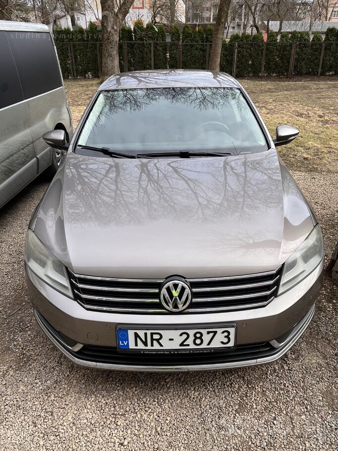 Продаю, обслуживается вовремя и только в официальном сервисе Volkswagen. Пок