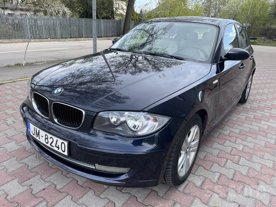BMW Bmw 118D ar 2, 0- 100kw dīzeļdzinēju un mehānisko
