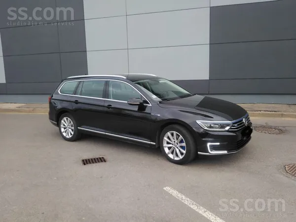 Lādējamais hibrīds - Gte Plug-in Hybrid 200+ Zs
var braukt: - tikai uz elek