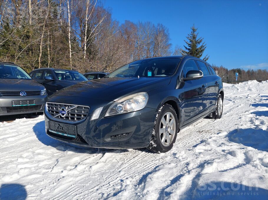 A/m no Vācijas. 1.6Tdi(84Kw), automāts, pusādas salons, kruīzkontrole, klima