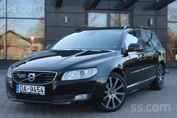 Volvo Pārdod vai maina Volvo V70 Summum 2016. gada, auto