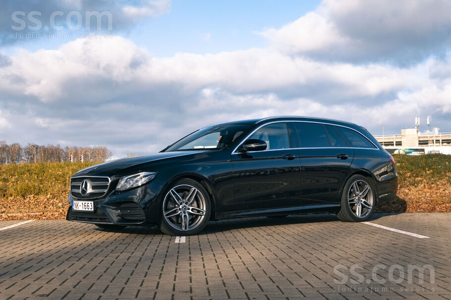 Mercedes Mercedes E220d 4Matic - Amg Line - Premium pakotne