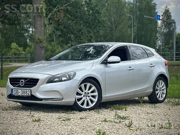 Volvo Volvo V40 1.6 D2 Summum, Tikko ieviesta no Beļģija