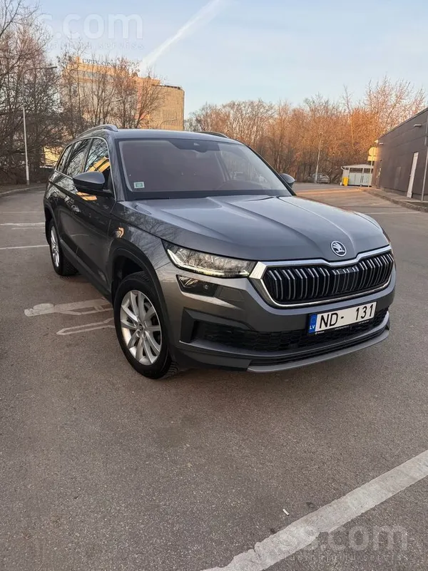 Skoda Elegance modelis, ar papildus ekstra. Adaptivie Ma