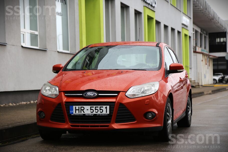 Ford Ļoti ekonomisks 1.6 Benzīns un gāze, kondicionieri