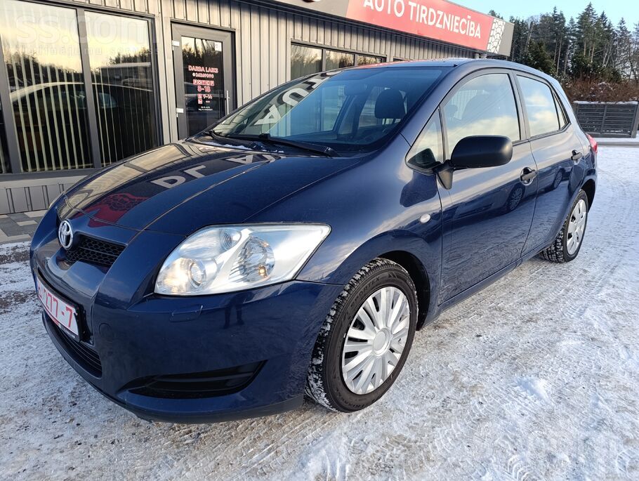 Toyota Jauna Ta/ Toyota Auris / 1.4 D4D 