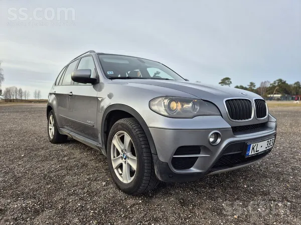 BMW Pārdod labu BMW X5, 2010. gada, 3.0d xDrive, 235 P