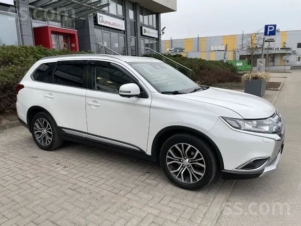 Mitsubishi 12.2017. Pirkta jauna Latvijā. Viss labākajā kompl