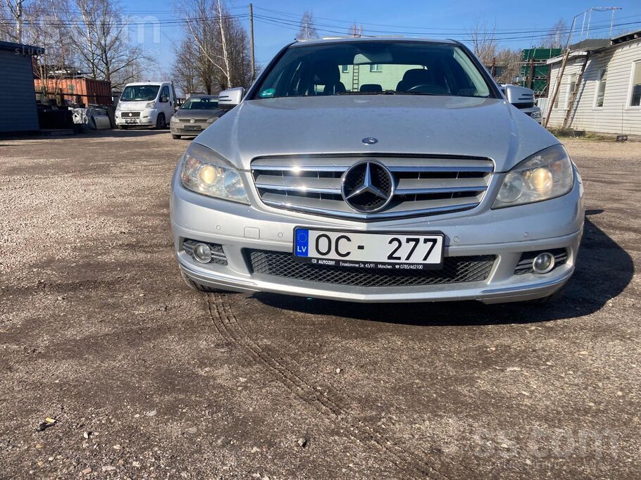 Mercedes Tikko no Vācijas. Pārdodam labi nokomplektētu Merc