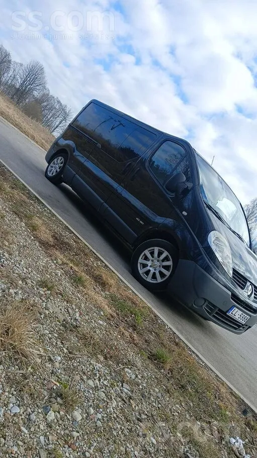 Renault Pārdodas labs auto gan ikdienai gan kravas pārvadā