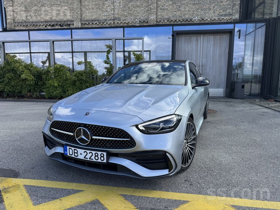 Night Pack
Amg Pack
Hybrid (benzīns/elektro)
Panorāmas jumts
Ambient lig