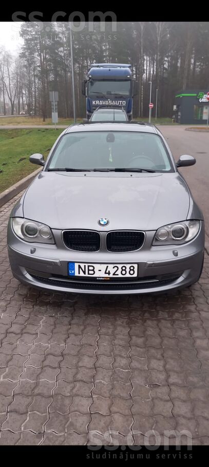 BMW BMW 118d 2009 года 105Kw, в очень хорошем визуальн