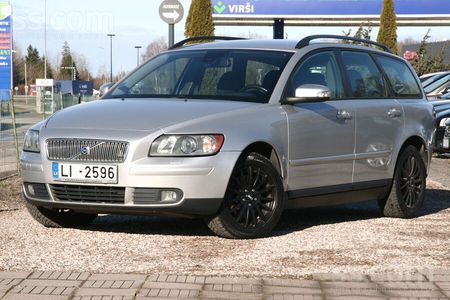 Volvo V50 Momentum, 2.0D 100kw/136zs