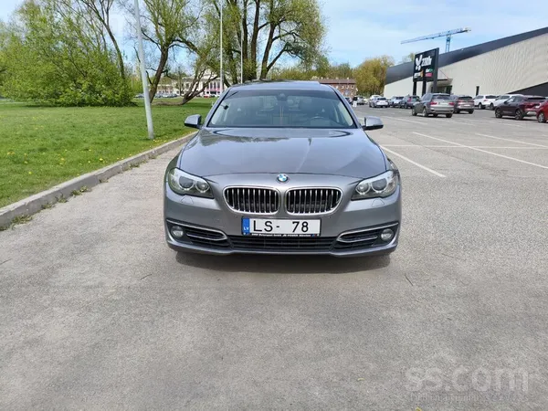 Privātpersona pārdod BMW 535D 2014 g. , Luxury, 313 ZS, aizm. piedziņa, Head