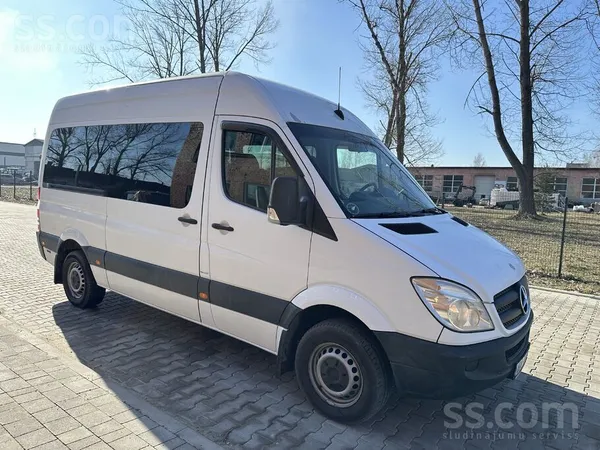 Mercedes Var uz nomaksu. Pirmā iemaksa 3500 eur. Pasažieru 