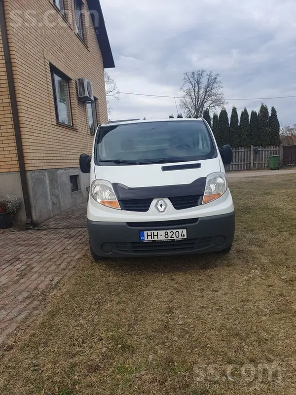 Pārdodu kravas minivenu (1 pasažiera vieta + 1 vadītājs). Priekšējo riteņu p