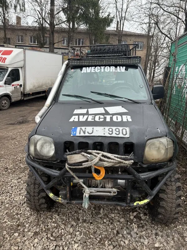 Suzuki Pārdodam pilnībā gatavu bezceļu auto – Suzuki Jimn
