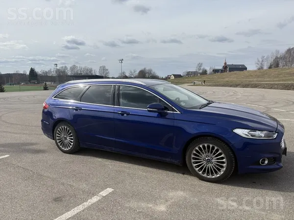 Pārdodam koptu auto vienmēr čekots līdzi visām apkopēm un remontiem. Šur tur