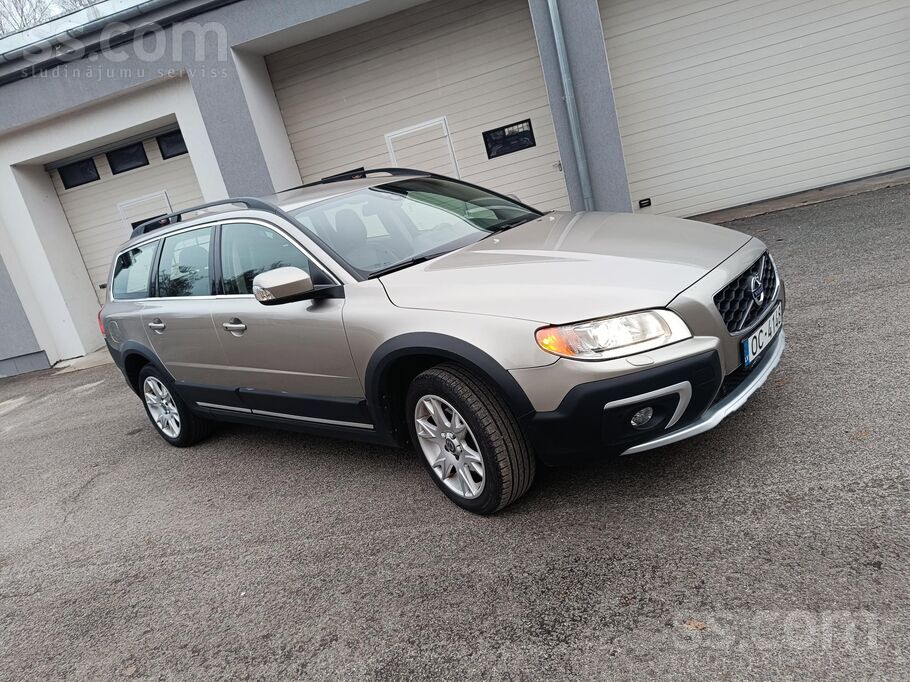 Pārdodu Cross Country Volvo XC 70. 2014. gada izlaidums. Nobraukums orģināls