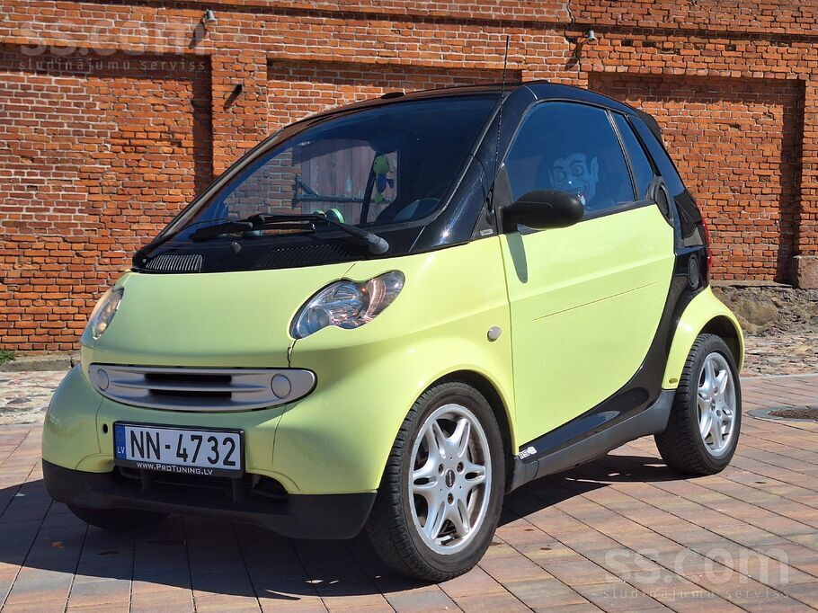 Smart Cabrio Smart fortwo 2001 Gada. 