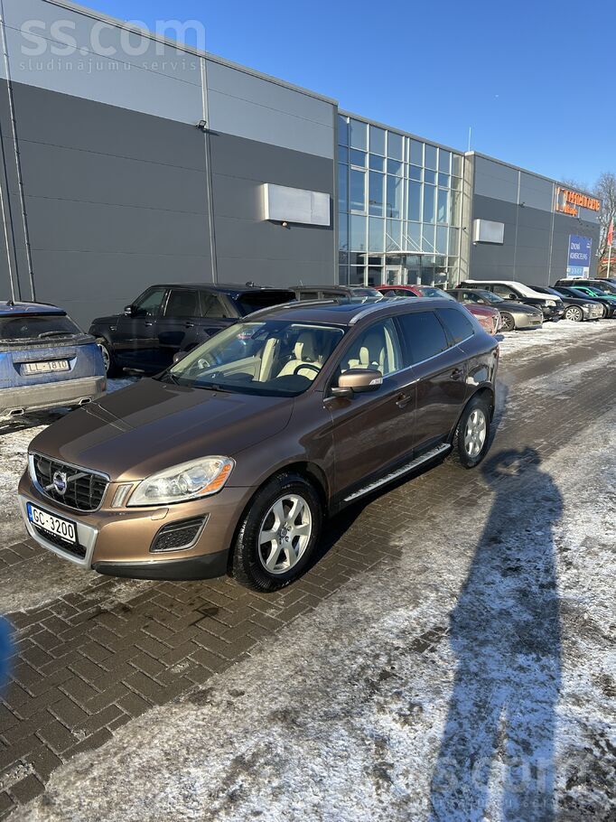 Volvo Pārdodas sakarā ar jauna auto iegādi. Laba komplek