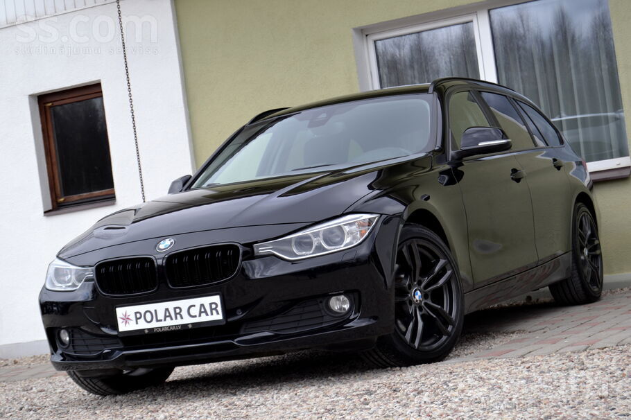 BMW BMW 320d Touring 2.0d 184 Zs, elektroniska servisa
