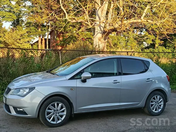 1.6 Tdi , 105 zs .Kopts automobils. Gada nodoklis 54 eur. Divas atslegas. Ja