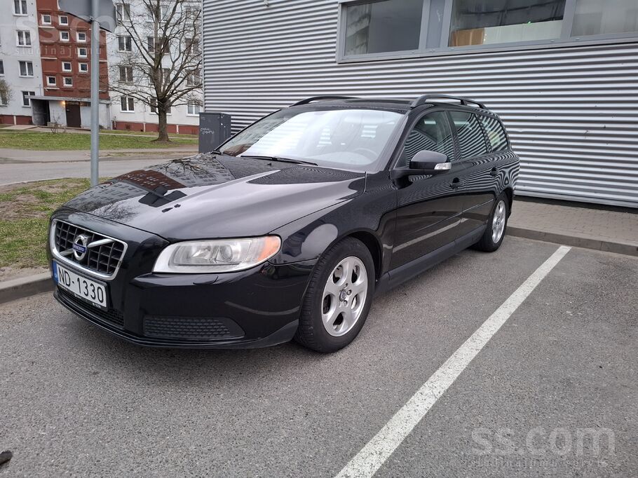 Volvo Privātpersona tirgo Volvo V70 2010 gada ar 1.6 d .