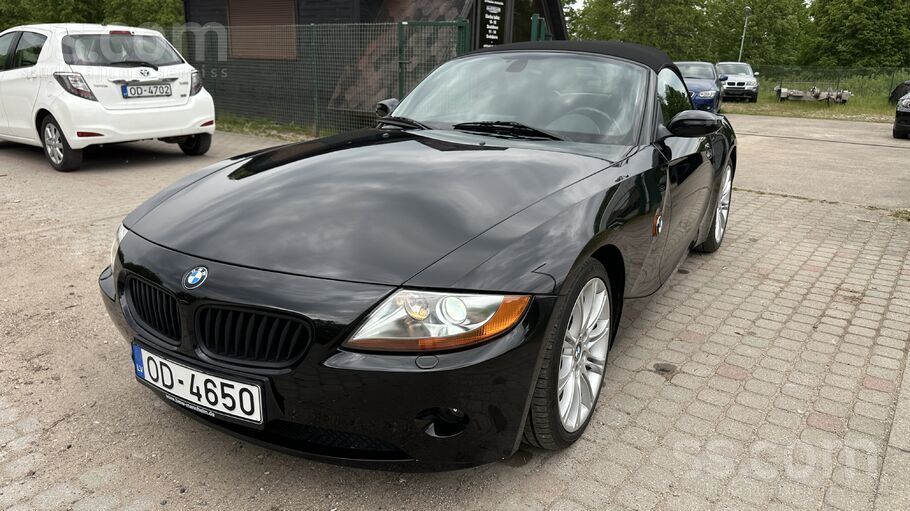 Ievesta no Vācijas, tehniski un vizuāli labā stāvoklī,
3, 0i (M54B30), 6